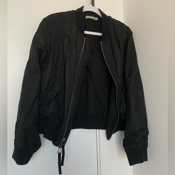 Vince Linen Ribbed Bomber - Picture 4 of 6